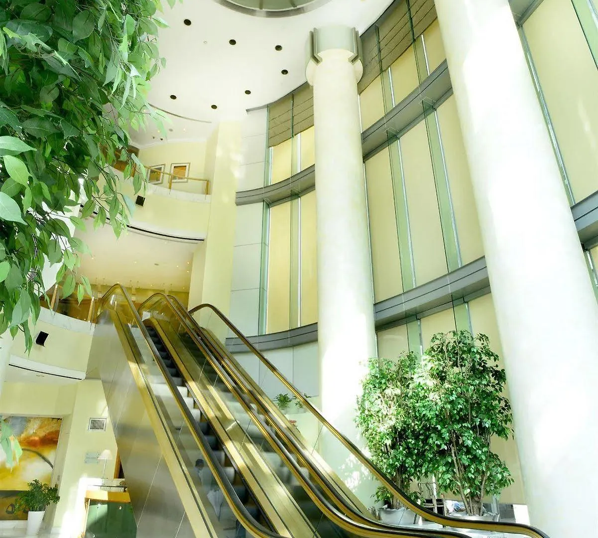 Metropark Hotel Causeway Bay Hong Kong 4*,