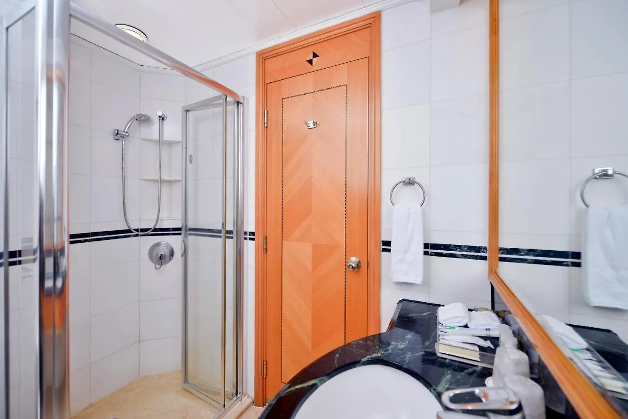 Metropark Hotel Causeway Bay Hong Kong